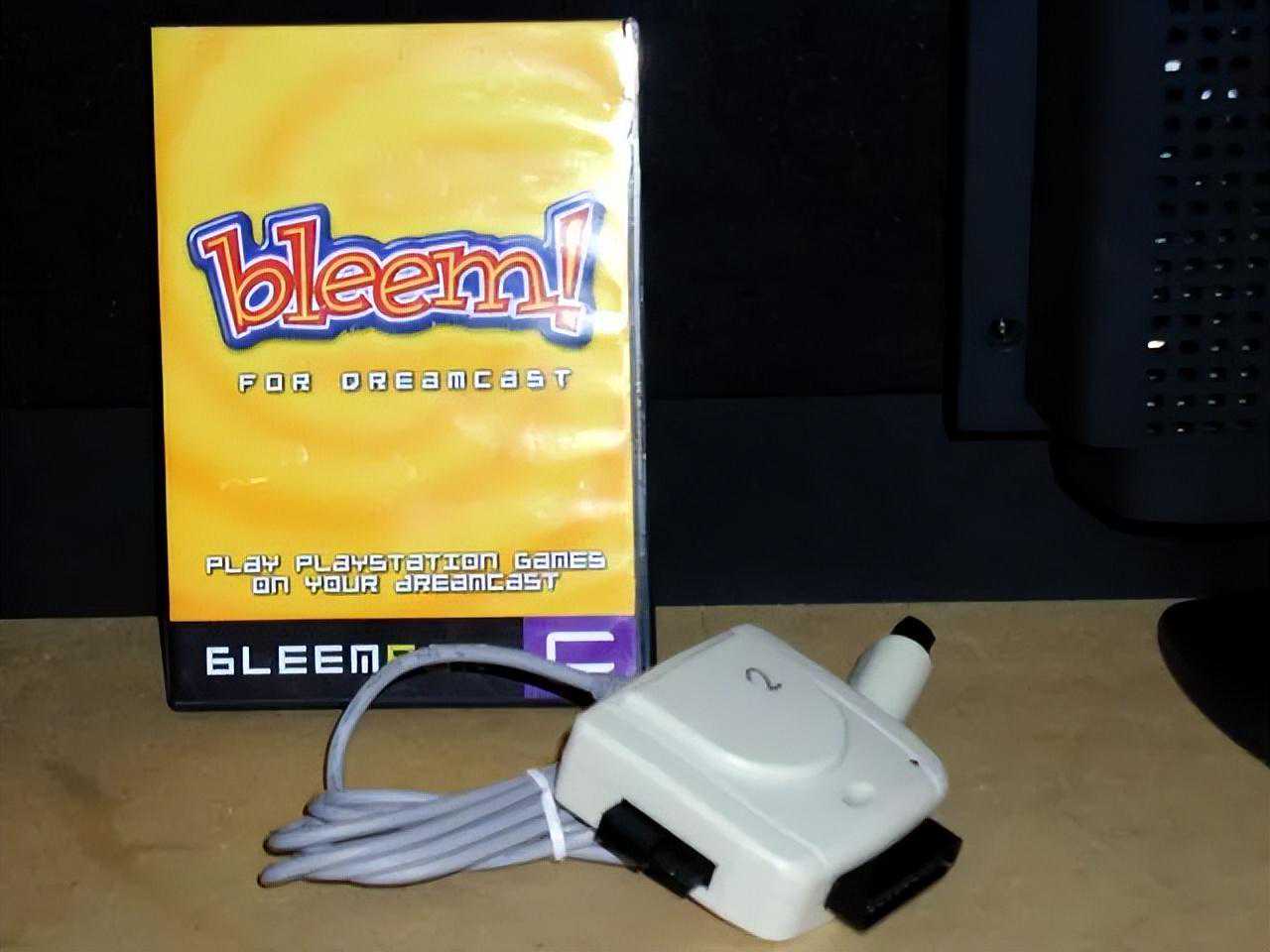 模拟器打了30年的擦边球，终究越了界