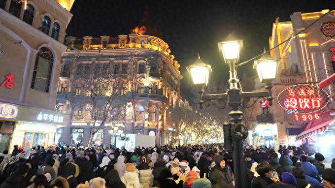 外媒把“尔滨”夸出花儿了：“以一己之力拉高旅游业门槛……”