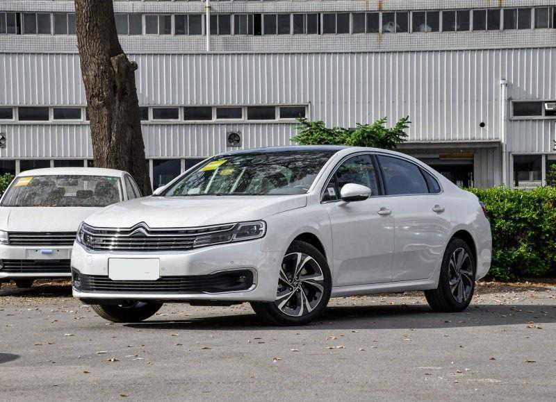 这款合资车配置不在君越之下，空间比帕萨特大，17万起值得买吗？