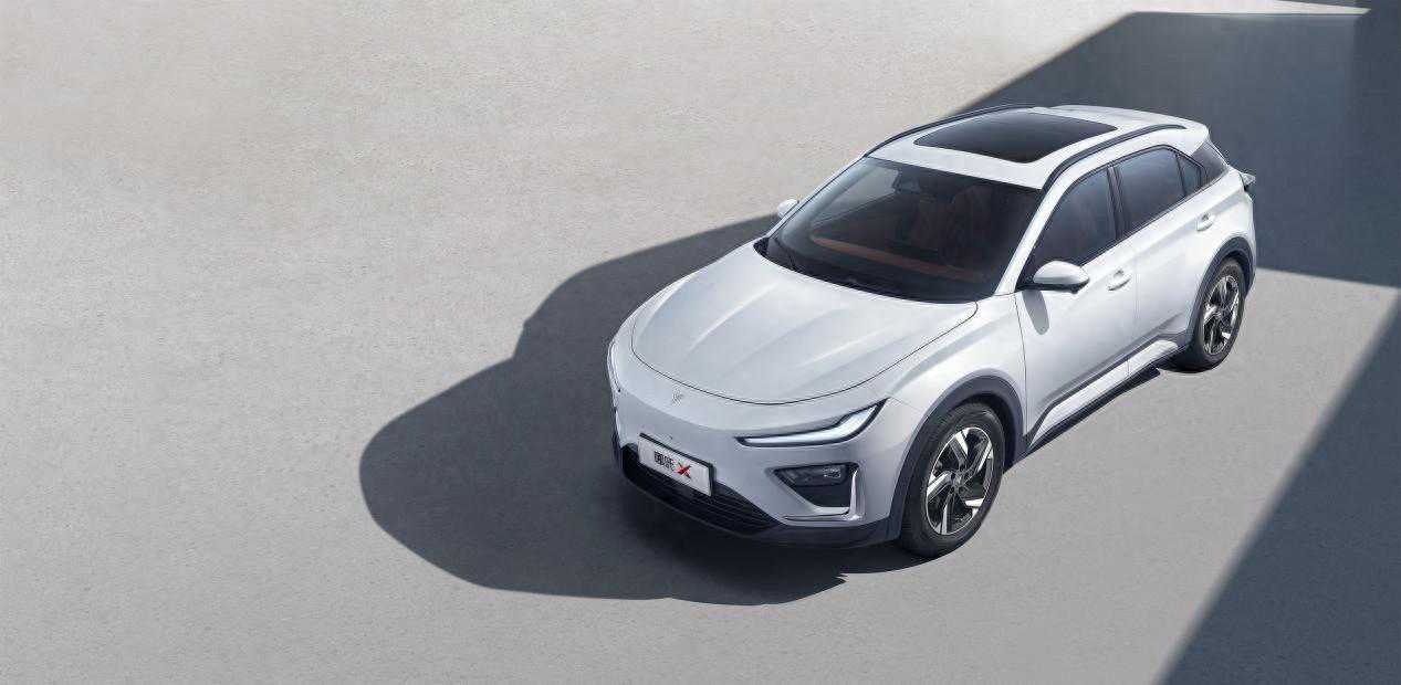 在实现“科技平权”后，为什么说12.68万起的哪吒X更能“打”？