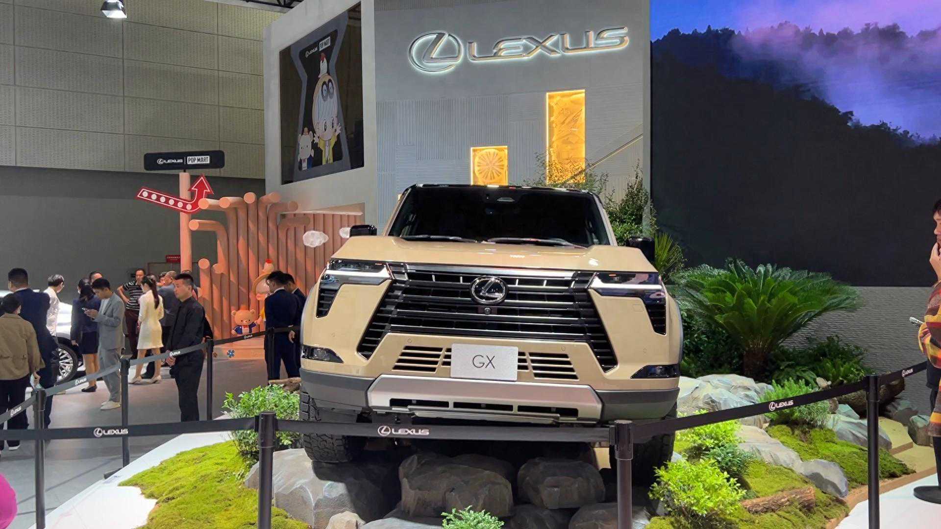 雷克萨斯GX来了！三把插锁，车身非承载式，搭载普拉多同款动力