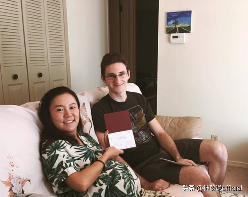 中国女硕士为爱远嫁美国,产后消失17个月,丈夫诡异笑容引人深思 中国女硕士为爱远嫁美国,产后消失17个月,丈夫诡异笑容引人深思