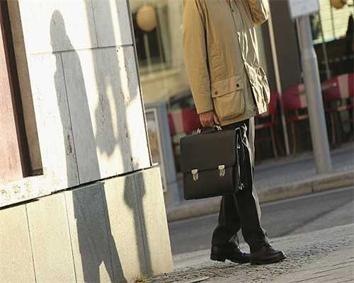 喷油漆、泼屎尿、放鳄鱼、绑“炸弹”……泉州一涉黑团伙最后一名嫌疑人落网