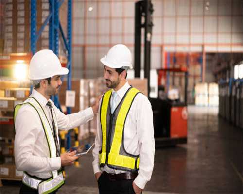 买得起修不起，撞一下要修20万：为啥车企，还是要搞一体压铸呢？